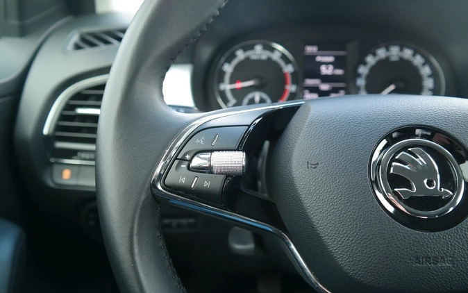 Skoda Fabia cena 59900 przebieg: 26374, rok produkcji 2021 z Tykocin małe 352